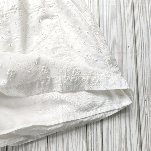 Lauren Conrad Cotton Eyelet Shorts with Belted Waist in White Size XL NWT - Picture 12 of 13